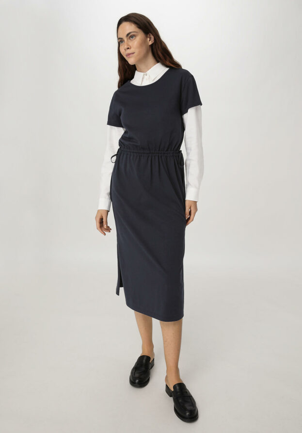hessnatur Damen Jersey Kleid Midi Regular aus Bio-Baumwolle - blau - Größe 34