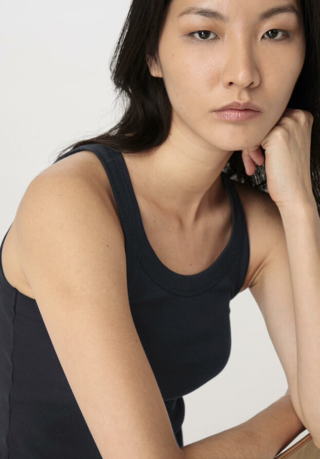 hessnatur Damen Rib Top Slim aus Bio-Baumwolle - schwarz - Größe 36