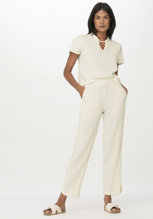 hessnatur Damen Musselin Schlafhose Regular PURE COMFORT aus Bio-Baumwolle - natur - Größe 42