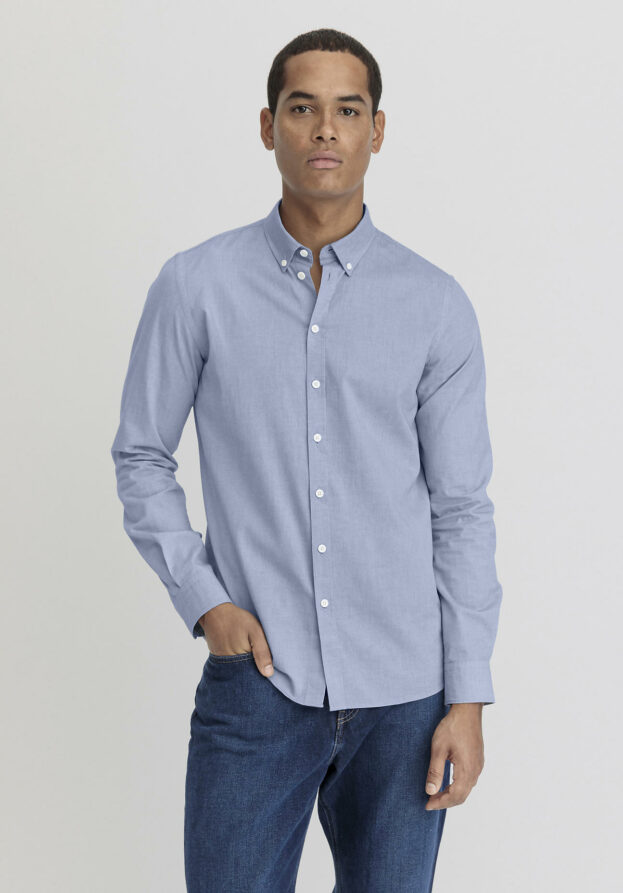 hessnatur Herren Oxford Hemd Regular aus Bio-Baumwolle - blau - Größe M (41/42)