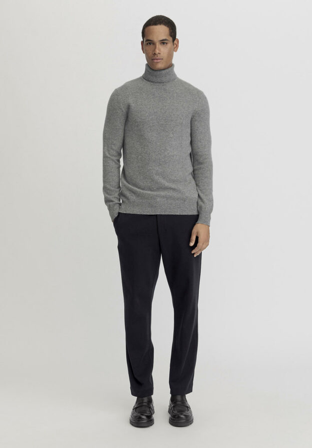 hessnatur Herren Hose Smart Relaxed aus Bio-Baumwolle - schwarz - Größe 32/34