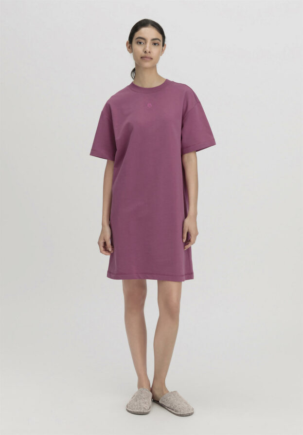 hessnatur Damen Loungedress Relaxed aus Bio-Baumwolle mit Kapok - lila - Größe 42
