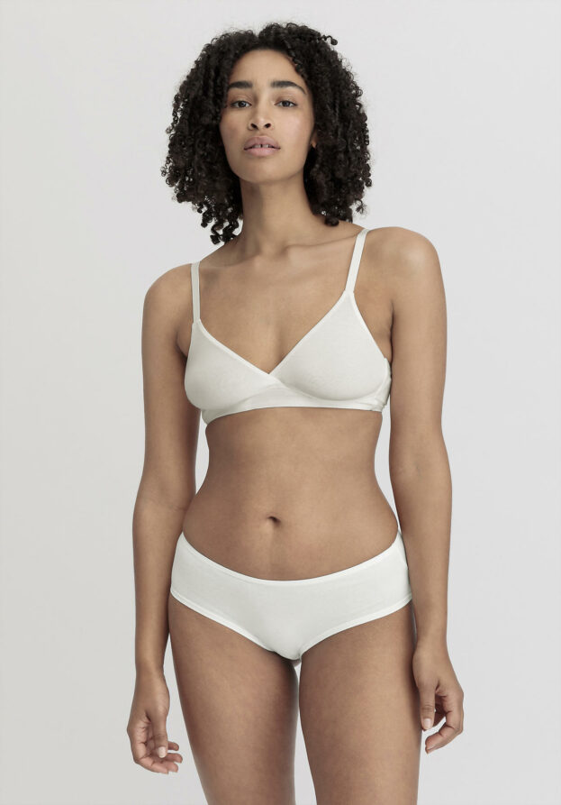 hessnatur Damen Triangel BH bügellos PURE SENSE aus TENCEL™ Modal - weiß - Größe 75B