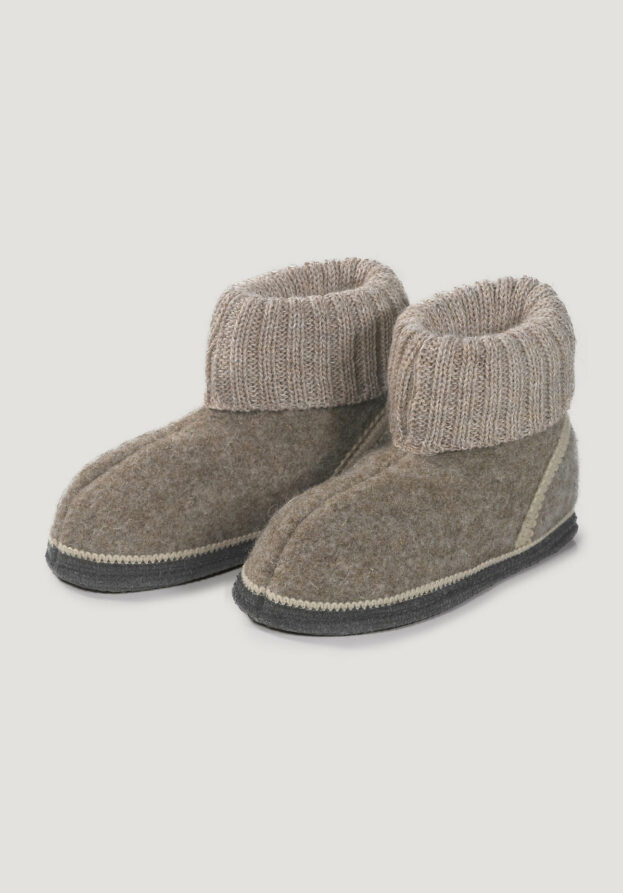hessnatur Kinderschuhe Hüttenschuh aus Rhönschaf-Schurwolle - braun - Größe 33