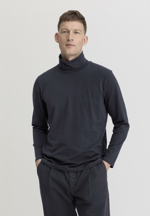 hessnatur Herren Rollkragen Shirt Regular aus Bio-Baumwolle - blau - Größe 50
