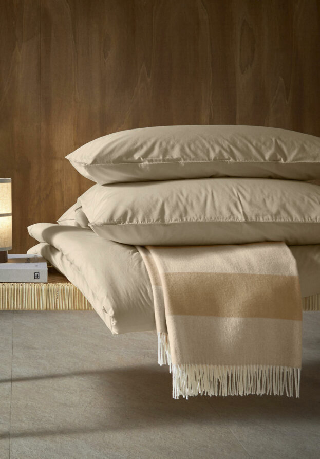 hessnatur Woll-Plaid NANNE aus Bio-Merinowolle - grün - Größe 130x180 cm