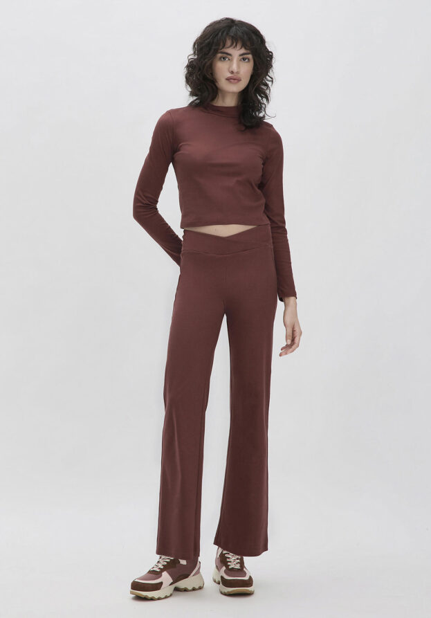 hessnatur Loungewear Hose Fitted Medium Cut ACTIVE LIGHT aus Bio-Baumwolle - braun - Größe 36