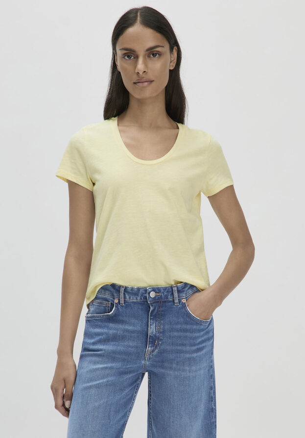 hessnatur Damen Jersey Slub T-Shirt Regular aus Bio-Baumwolle - gelb - Größe 34