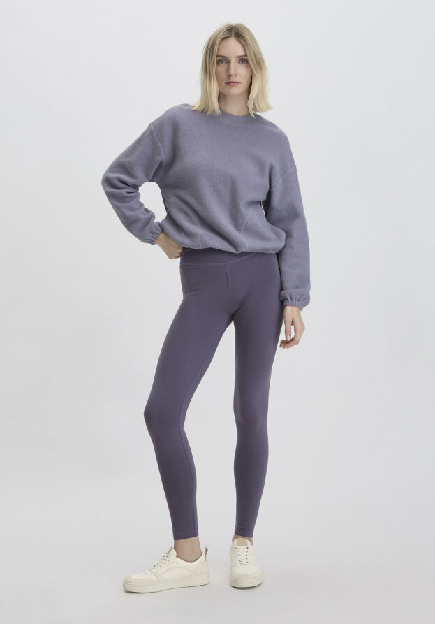 hessnatur Loungewear Leggings Fitted Medium Cut ACTIVE LIGHT aus Bio-Baumwolle - lila - Größe XS/k
