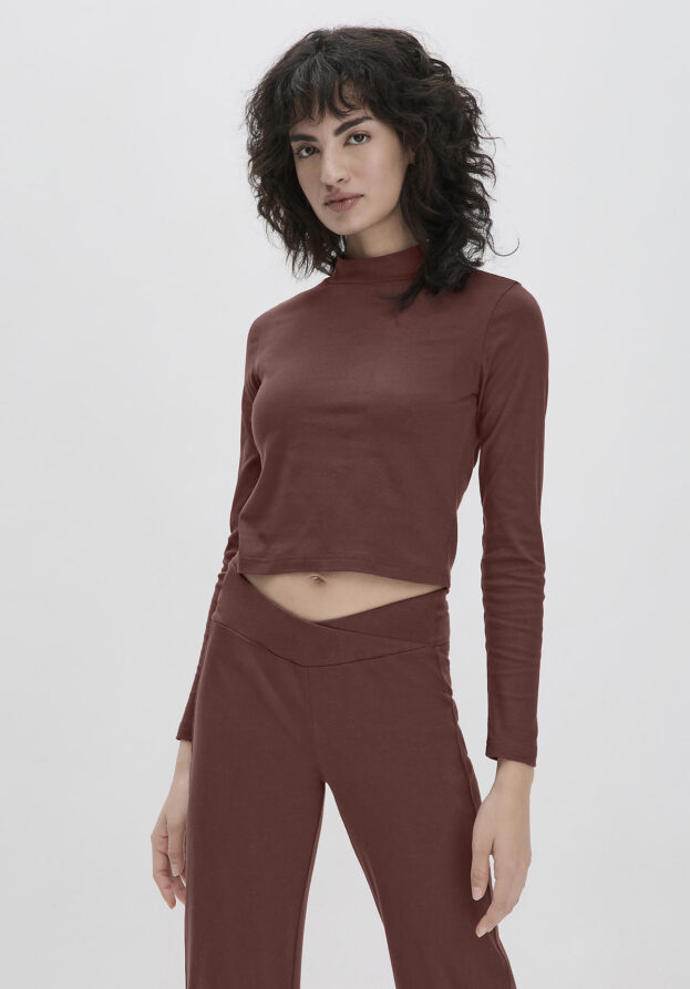 hessnatur Loungewear Longsleeve Fitted ACTIVE LIGHT aus Bio-Baumwolle - braun - Größe 34