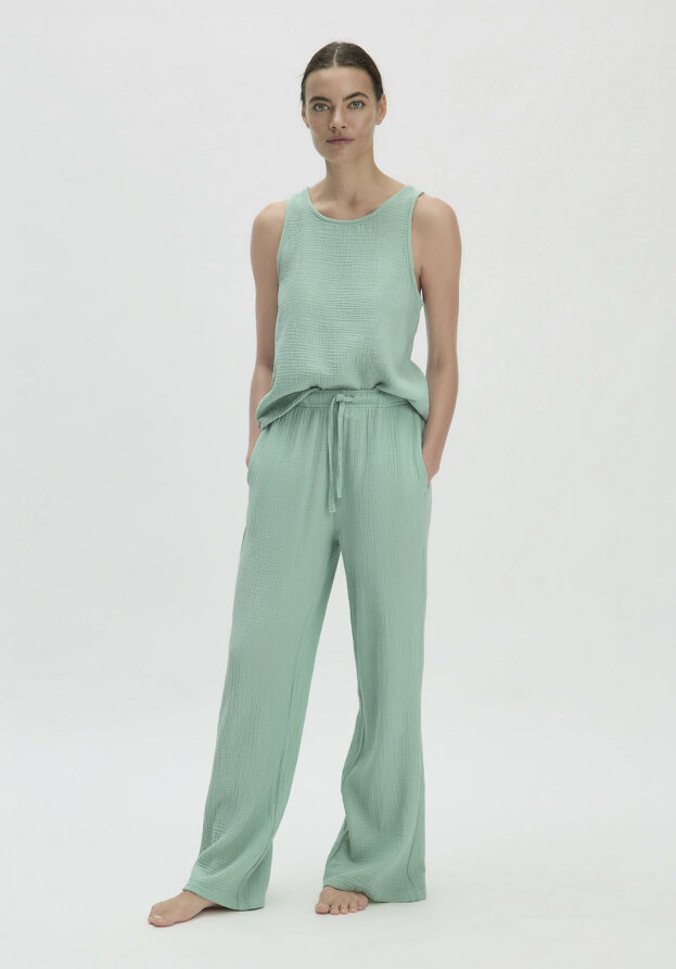 hessnatur Damen Musselin Schlafhose Relaxed PURE COMFORT aus Bio-Baumwolle - grün - Größe 36