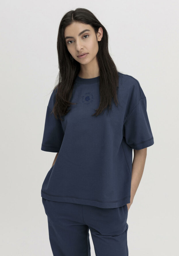 hessnatur Damen T-Shirt Cropped Oversize aus Bio-Baumwolle mit Kapok - blau - Größe 40