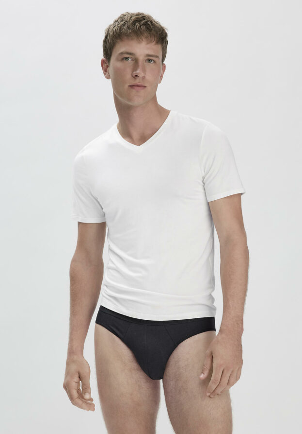 hessnatur Herren T-Shirt Slim PURE BALANCE aus Bio-Baumwolle und TENCEL™ Modal - weiß - Größe 8 = XXL