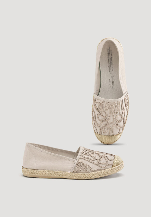 hessnatur Damen Bestickte Espadrilles mit Bio-Baumwolle - beige - Größe 36