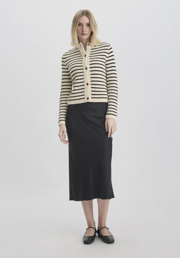 hessnatur Damen Rock Midi Regular aus LENZING™ ECOVERO™ Viskose - schwarz - Größe 38