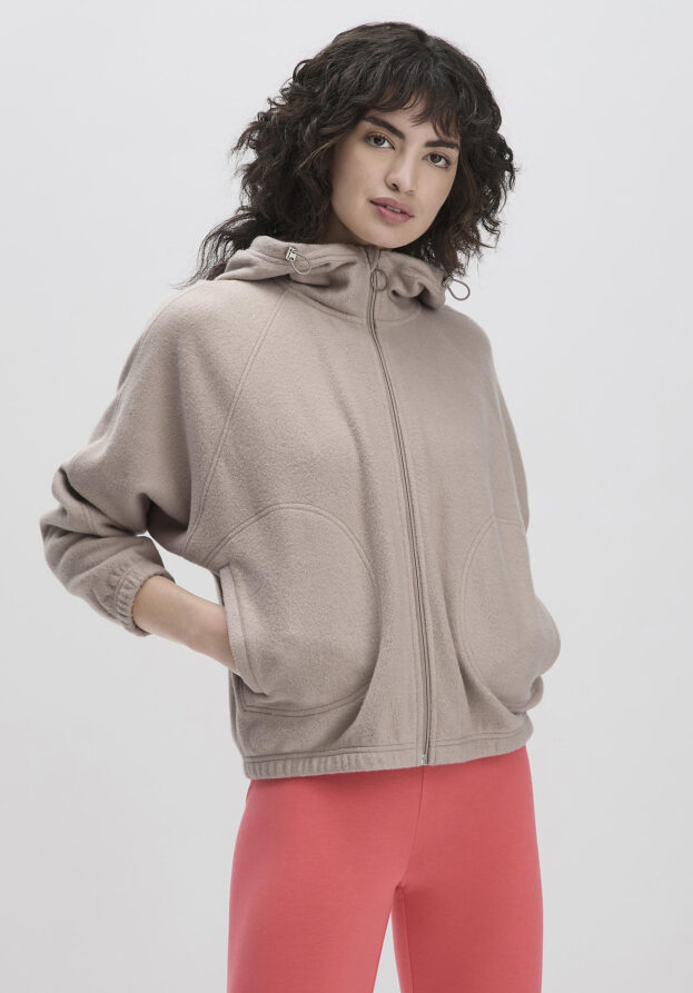 hessnatur Loungewear Softfleece Jacke Oversized ACTIVE COMFORT aus Bio-Baumwolle - beige - Größe M