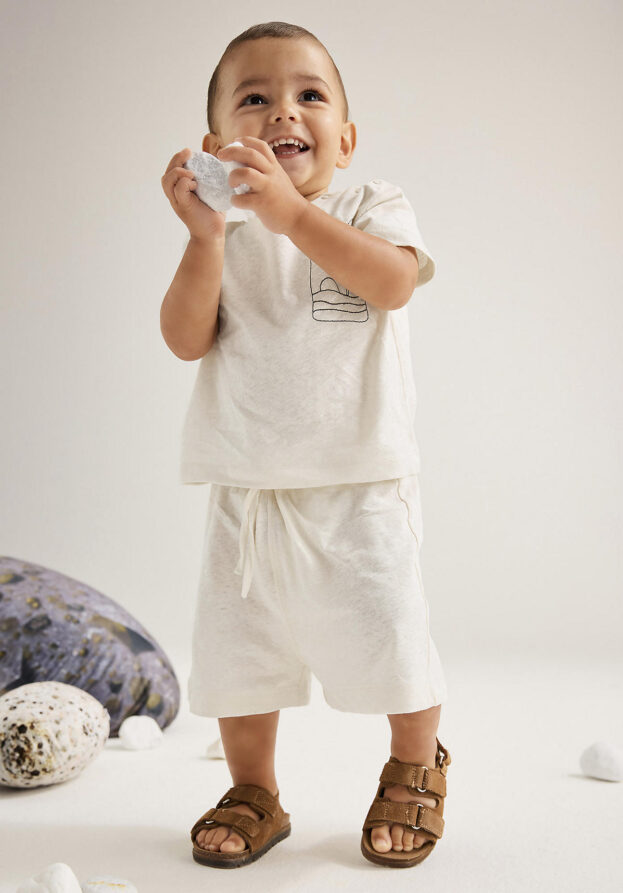 hessnatur Baby Shorts Regluar aus Bio-Baumwolle mit Leinen - natur - Größe 74/80