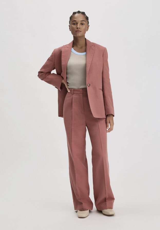 hessnatur Damen Bundfalten Hose Wide Leg Relaxed aus Bio-Baumwolle mit Leinen - braun - Größe 38