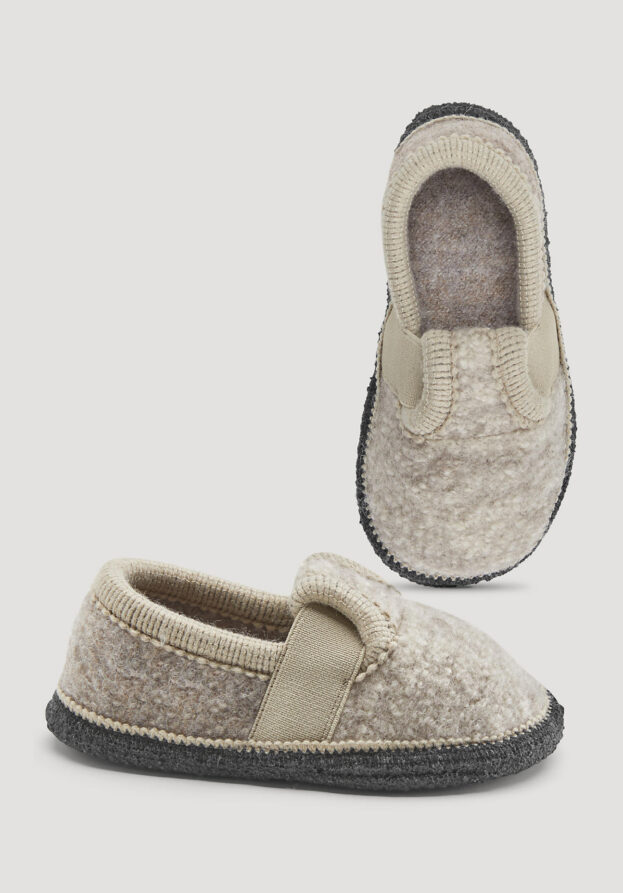 hessnatur Kinderschuhe Hausschuhe aus Schurwolle - beige - Größe 33