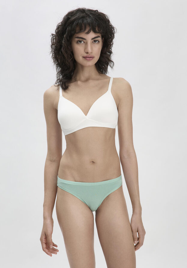 hessnatur Damen Slip Low Cut PURE BALANCE aus Bio-Baumwolle und TENCEL™ Modal - grün - Größe 34