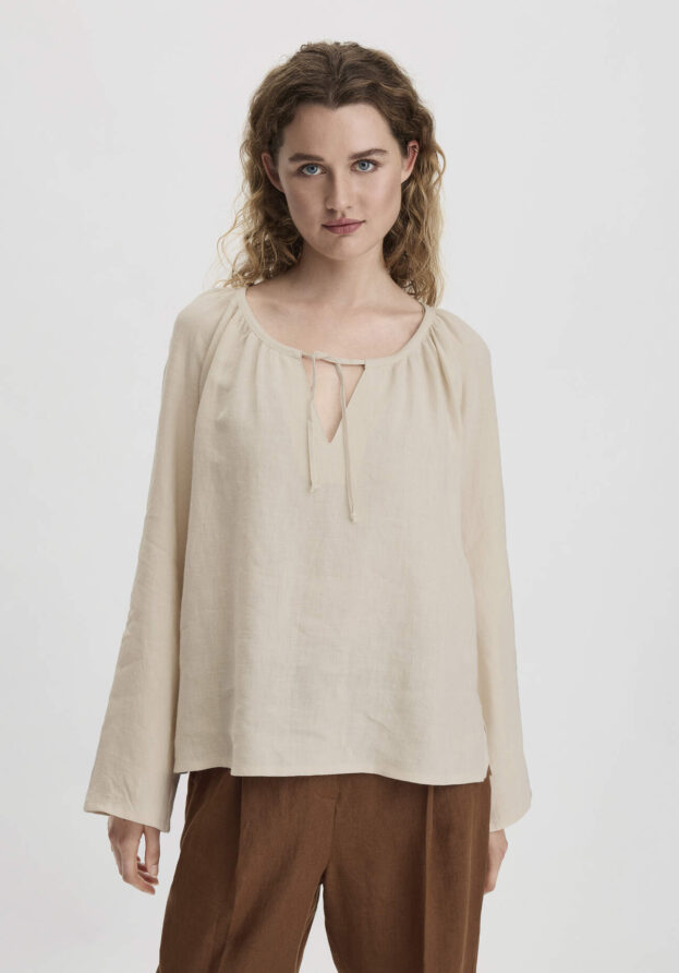 hessnatur Damen Bluse Oversize aus Leinen - beige - Größe 40