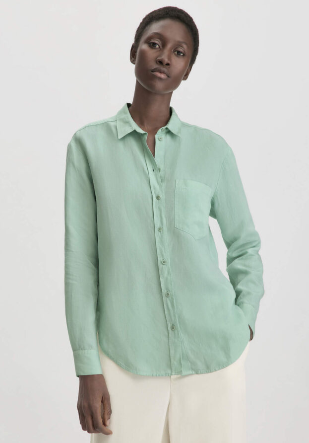 hessnatur Damen Bluse Relaxed aus weichem TENCEL™ Lyocell mit Leinen - grün - Größe 34