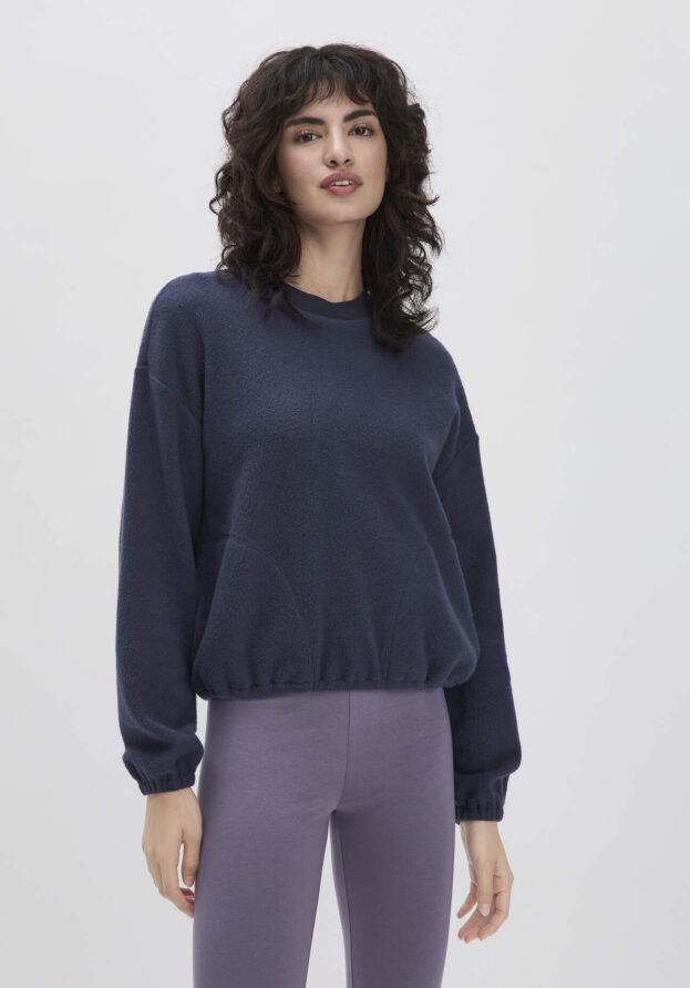 hessnatur Loungewear Fleece Sweatshirt Relaxed ACTIVE LIGHT aus Bio-Baumwolle - blau - Größe M