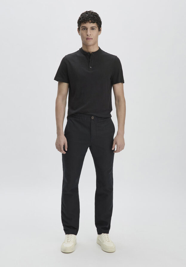 hessnatur Herren Hose ENEA Regular aus Bio-Baumwolle mit Leinen - schwarz - Größe 33/32