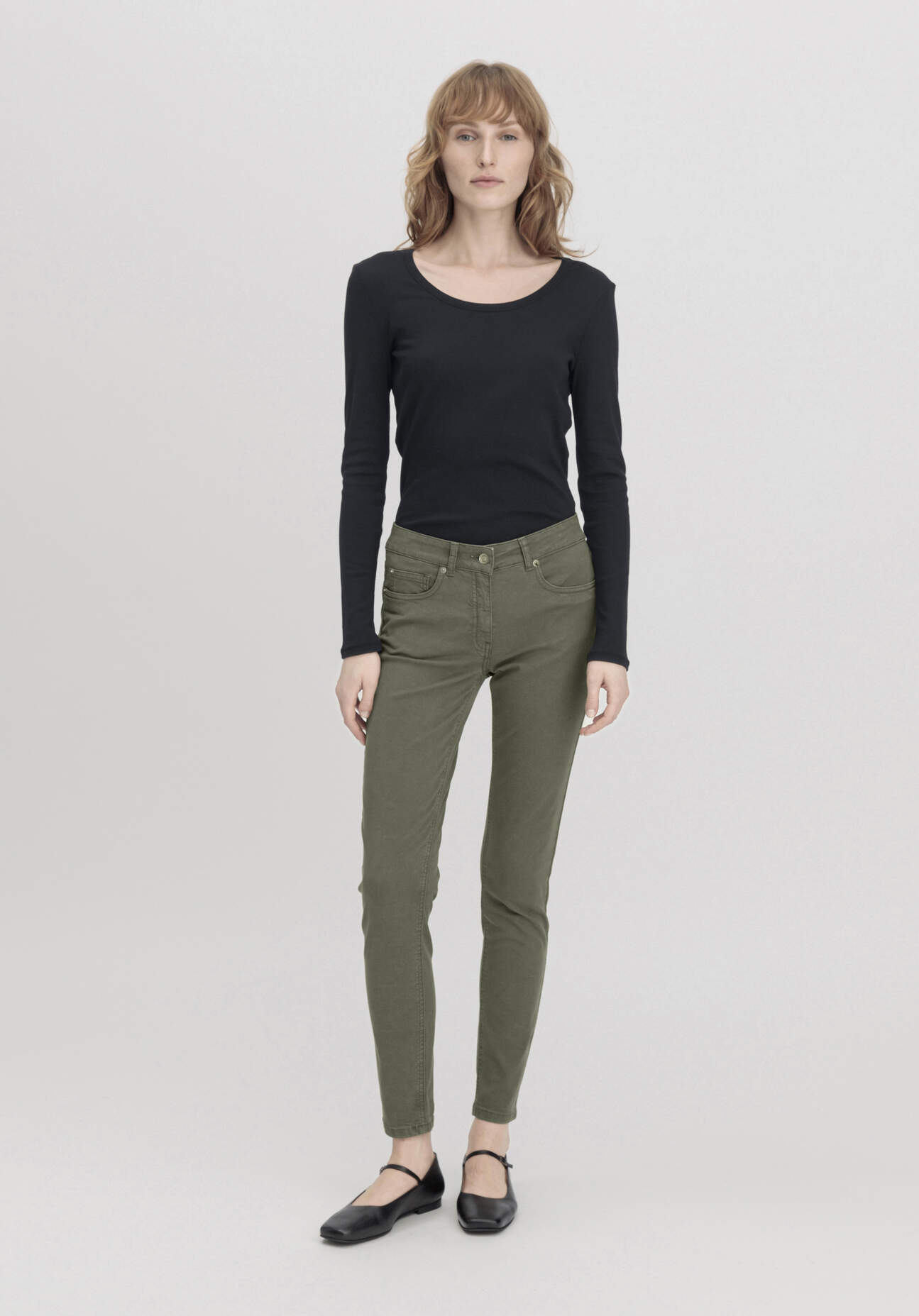 hessnatur Damen Hose Five Pocket Skinny aus TENCEL™ Lyocell mit Bio-Baumwolle - grün - Größe 48