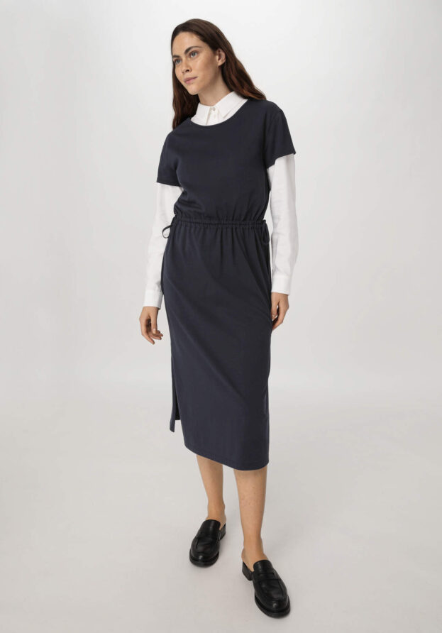 hessnatur Damen Jersey Kleid Midi Regular aus Bio-Baumwolle - blau - Größe 38