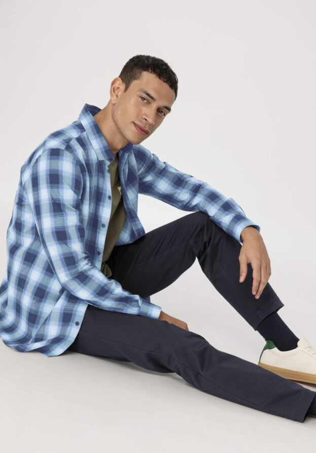 hessnatur Herren Karo-Hemd Relaxed aus Bio-Baumwolle - blau - Größe XS (37/38)