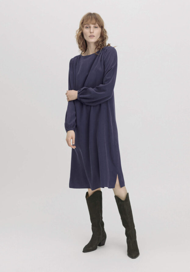 hessnatur Damen Kleid Regular aus TENCEL™ Lyocell - blau - Größe 34
