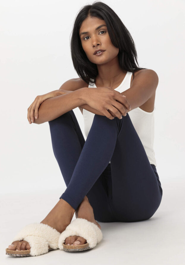 hessnatur Damen Leggings PURE BALANCE aus Bio-Baumwolle und TENCEL™ Modal - blau - Größe 38