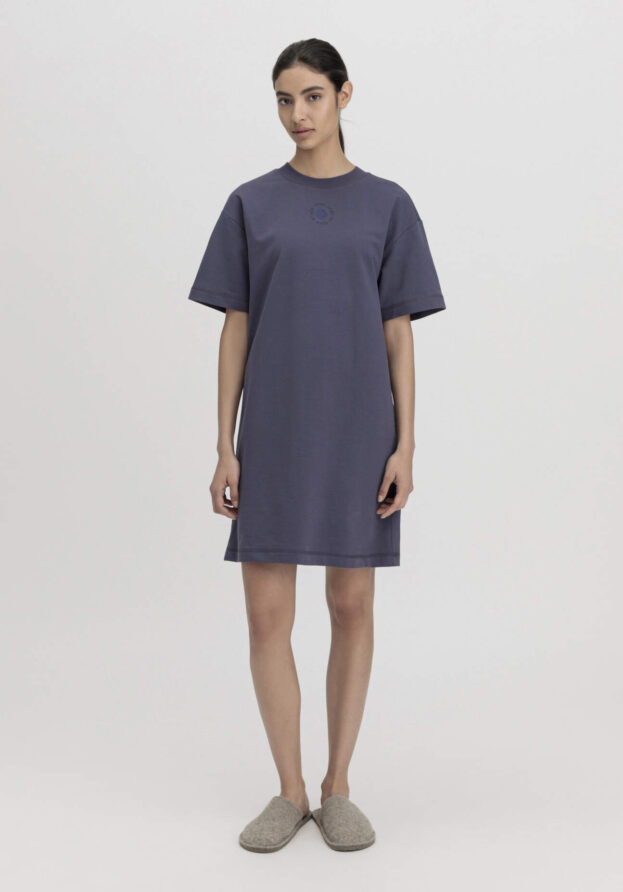 hessnatur Damen Loungedress Relaxed aus Bio-Baumwolle mit Kapok - lila - Größe 36