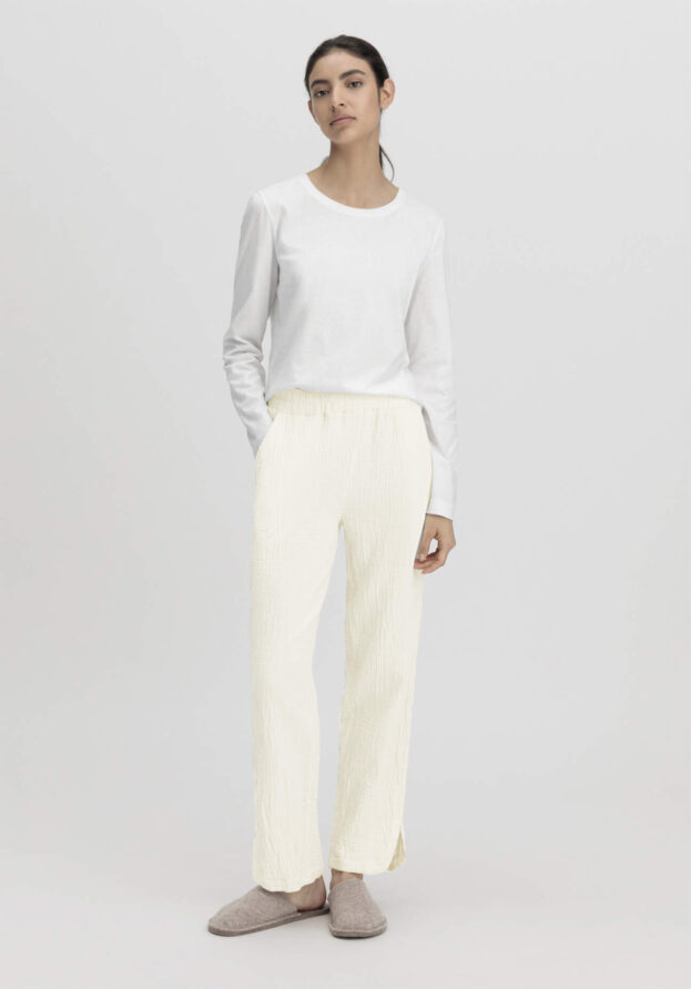 hessnatur Damen Musselin Schlafhose Regular PURE COMFORT aus Bio-Baumwolle - natur - Größe 36
