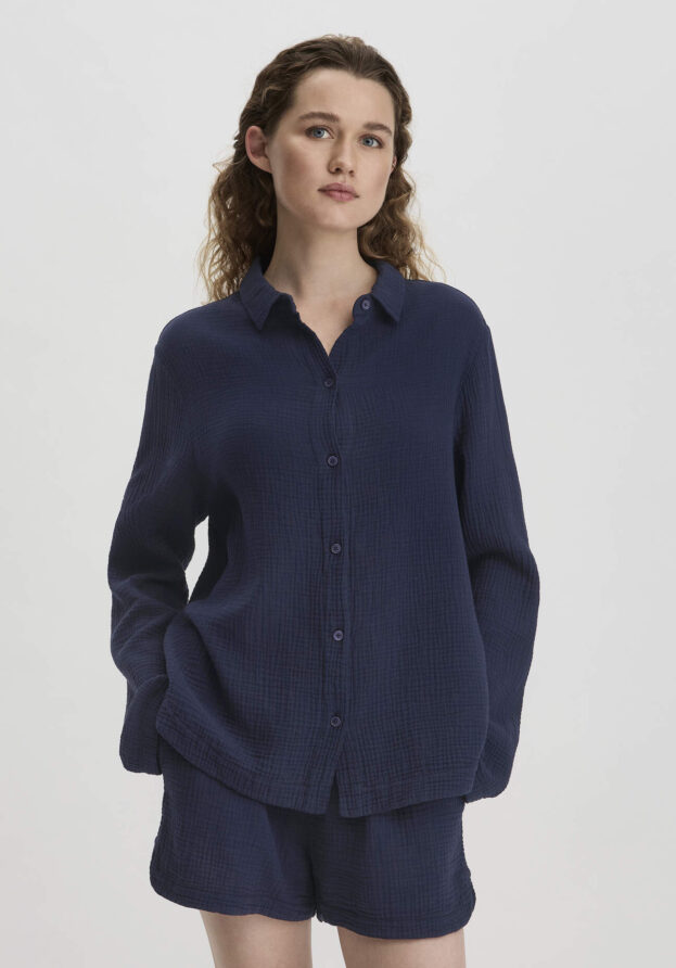 hessnatur Damen Musselin Shirt Oversize PURE COMFORT aus Bio-Baumwolle - blau - Größe 40