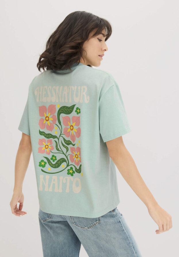 hessnatur Damen NAITO × HESSNATUR Print T-Shirt Oversize aus Bio-Baumwolle - grün - Größe 46