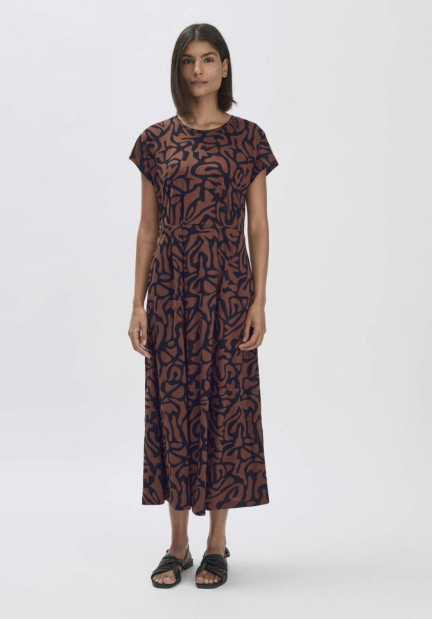 hessnatur Damen Print Jersey Kleid Midi Relaxed aus Bio-Baumwolle - braun - Größe 48