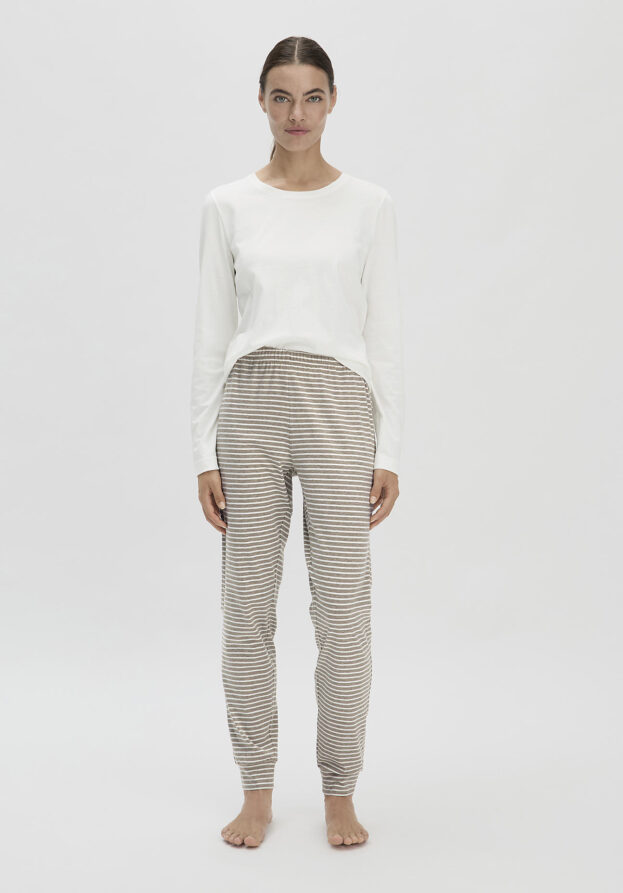 hessnatur Damen Schlafhose Slim PURE COTTON aus Bio-Baumwolle - beige - Größe 46