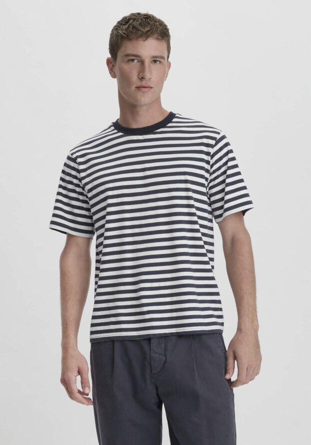 hessnatur Herren Shirt Relaxed aus Bio-Baumwolle - blau - Größe 52