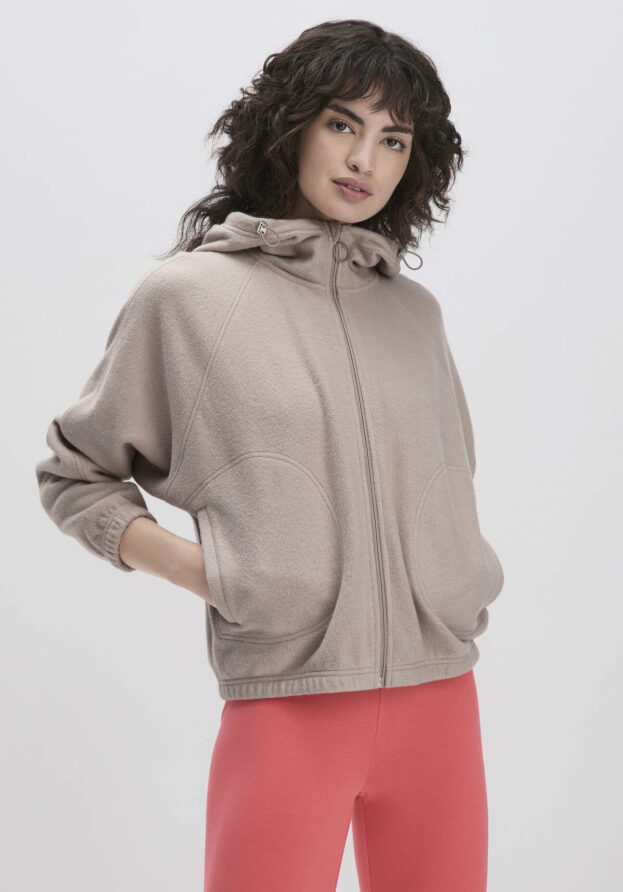 hessnatur Loungewear Softfleece Jacke Oversized ACTIVE COMFORT aus Bio-Baumwolle - beige - Größe M