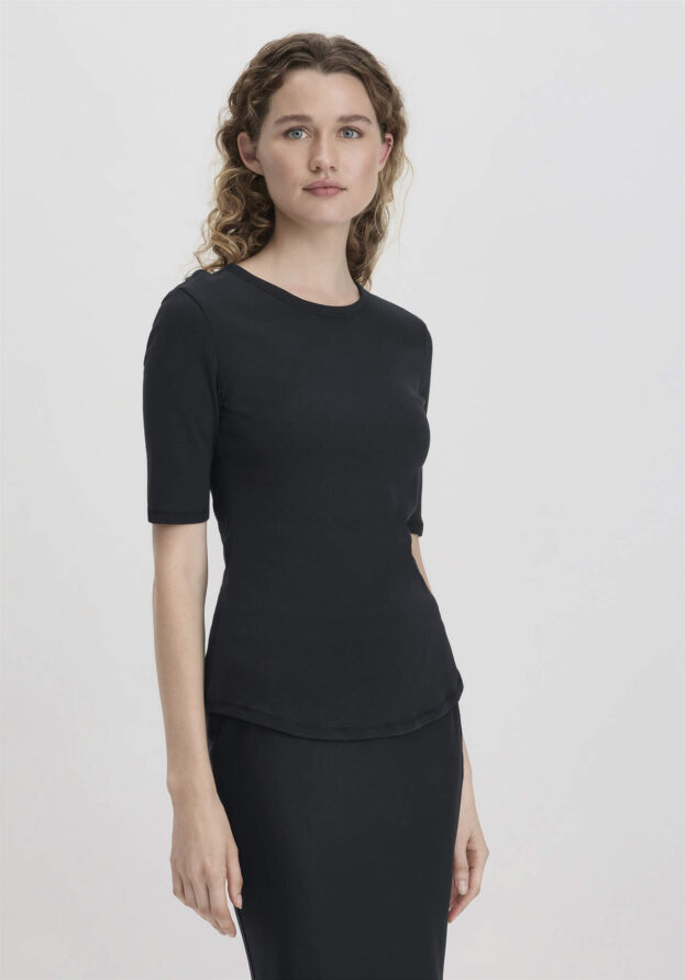 hessnatur Damen Softrib Shirt Fitted aus Bio-Baumwolle und TENCEL™ Modal - schwarz - Größe 42