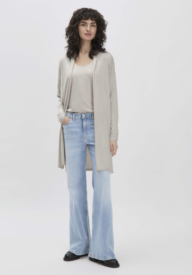 hessnatur Damen Strick Jacke Oversized aus TENCEL™ Lyocell mit Bio-Baumwolle - beige - Größe XS