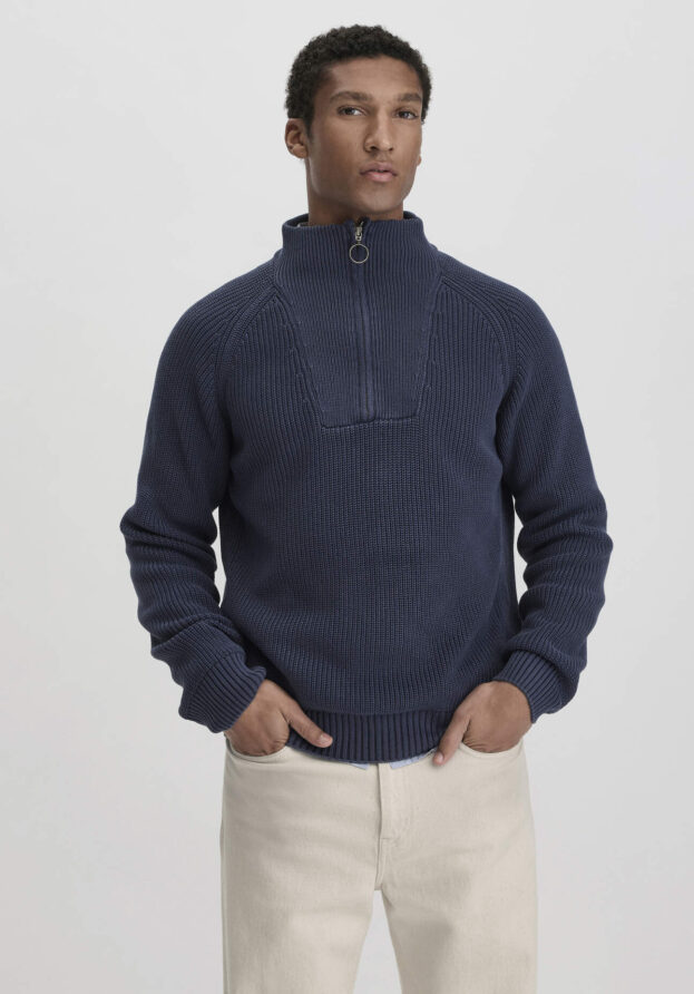 hessnatur Herren Strick Troyer Regular aus Bio-Baumwolle - blau - Größe 54