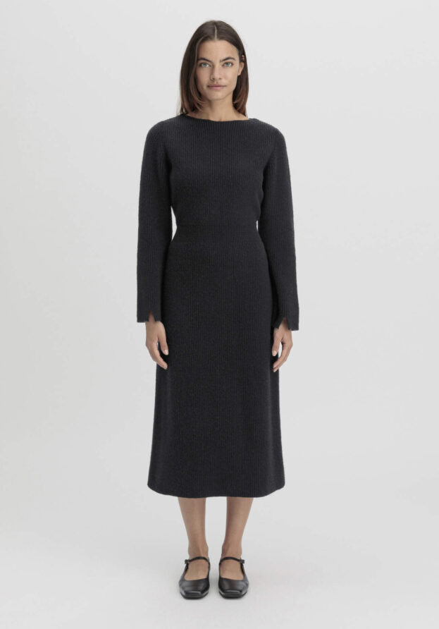 hessnatur Damen Strickkleid Midi Regular aus Bio-Baumwolle und Schurwolle - schwarz - Größe M