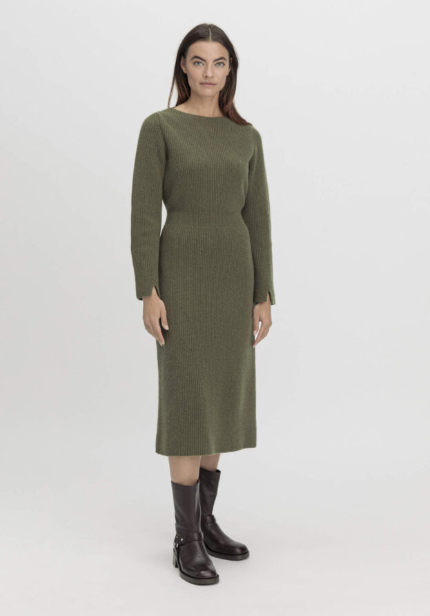 hessnatur Damen Strickkleid Midi Regular aus Bio-Baumwolle und Schurwolle - grün - Größe L