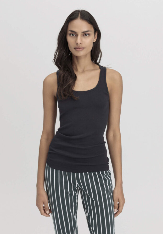 hessnatur Damen Tanktop Rundhals Fitted 2er-Set PURE NATURE aus Bio-Baumwolle - schwarz - Größe 42