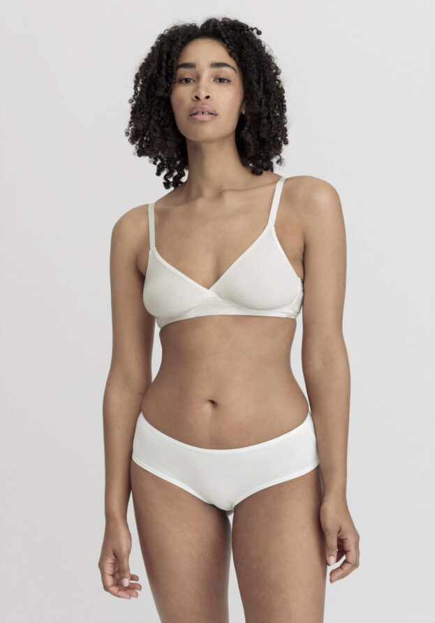 hessnatur Damen Triangel BH bügellos PURE SENSE aus TENCEL™ Modal - weiß - Größe 80C