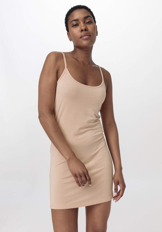 hessnatur Damen Unterkleid Fitted PURE FLOW aus TENCEL™ Modal - rosa - Größe 44