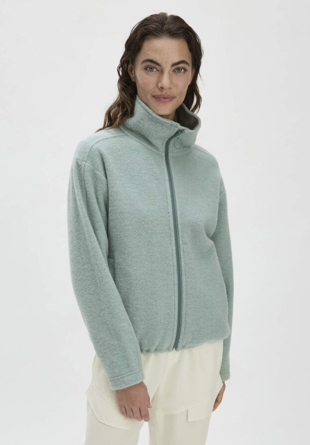 hessnatur Damen Wollfleece Jacke Relaxed aus Bio- Merinowolle mit Bio-Baumwolle - grün - Größe M